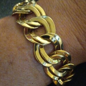 Monet Gold Chain Bracelet Sz 8